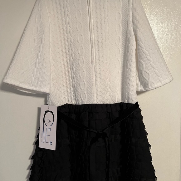 Dress, just in time for Easter. - Picture 2 of 5